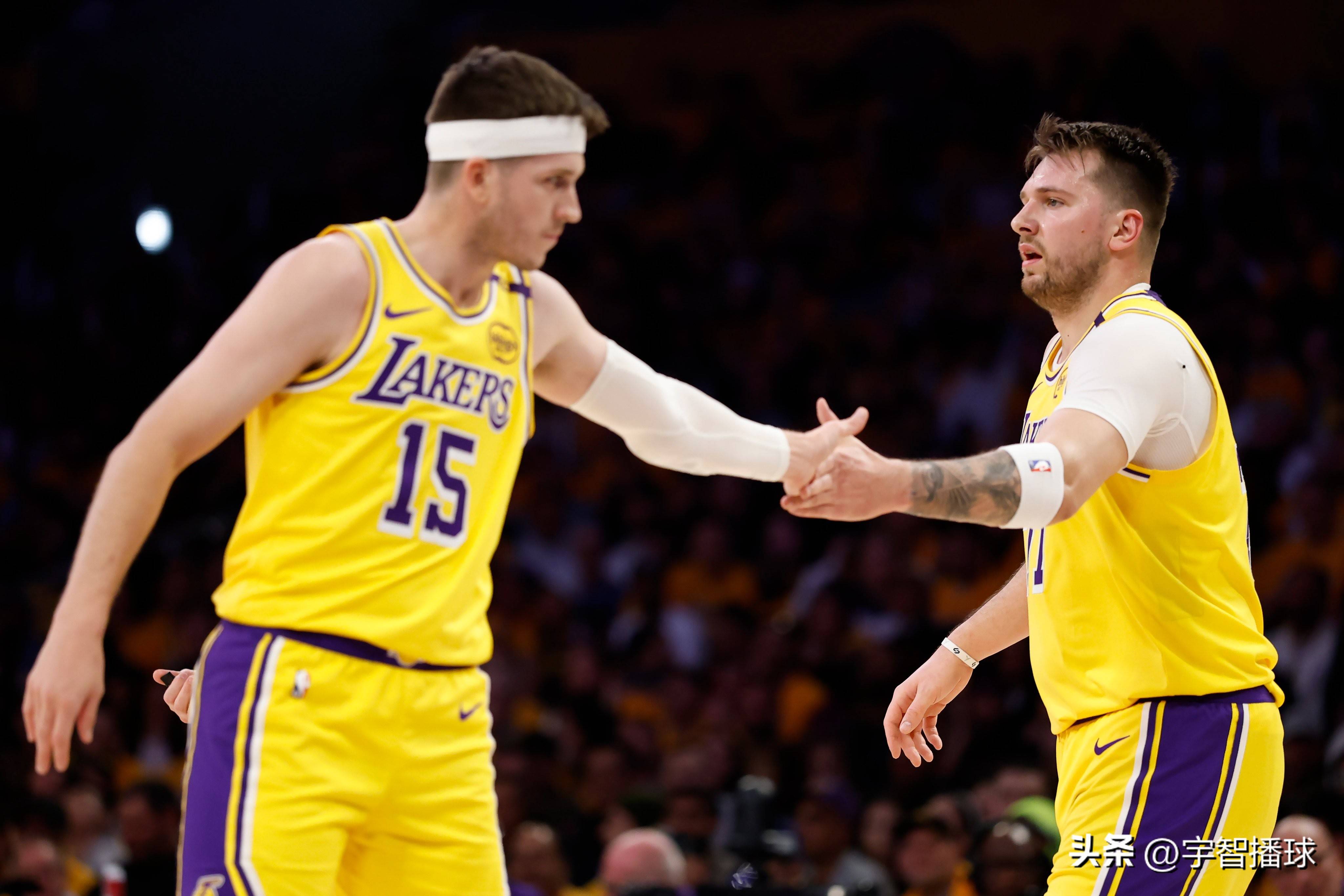 东契奇在IG比赛中问鼎冠军,战术调整引发热议!的简单介绍 东契奇在IG比赛中问鼎冠军,战术调整引发热议!的简单介绍