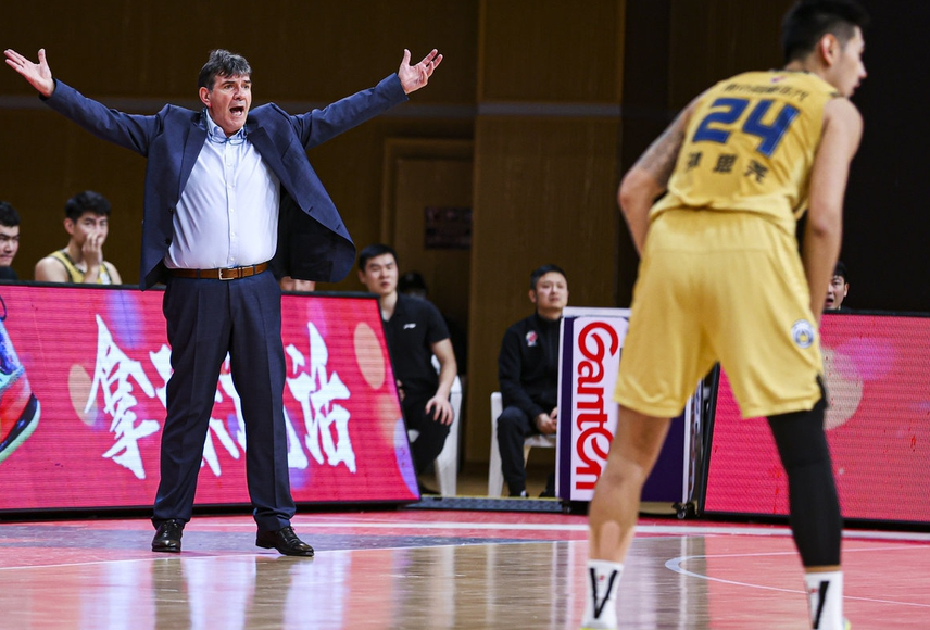 斯图加特转会期内部沟通;志在CBA季后赛名次提升;目标明确;赛程密集仍需轮换的简单介绍 斯图加特转会期内部沟通;志在CBA季后赛名次提升;目标明确;赛程密集仍需轮换的简单介绍